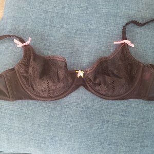 Betsey Johnson Intimates Unlined Sexy Lace Underwire Bra